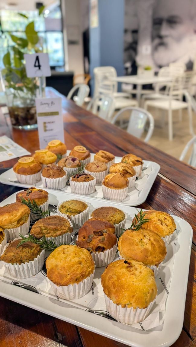 Small Sweet Muffin Platter 