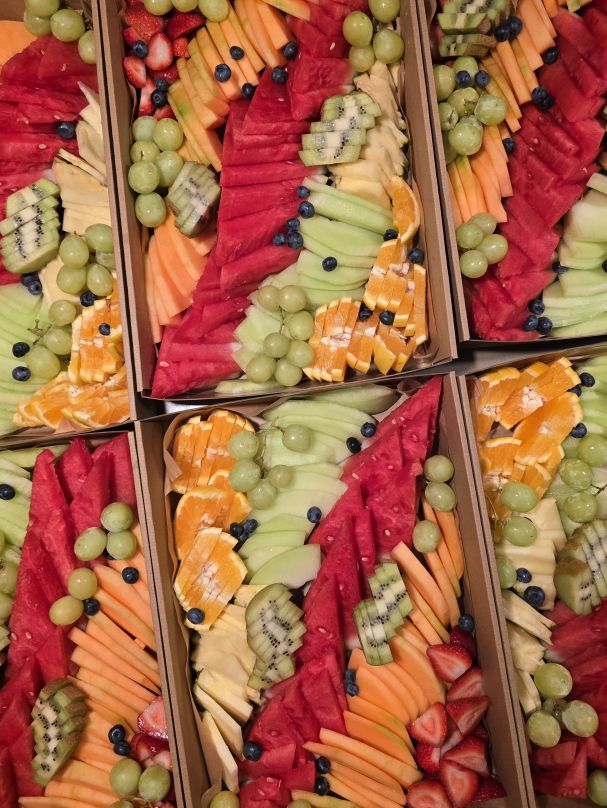 Delux Fruit Platter