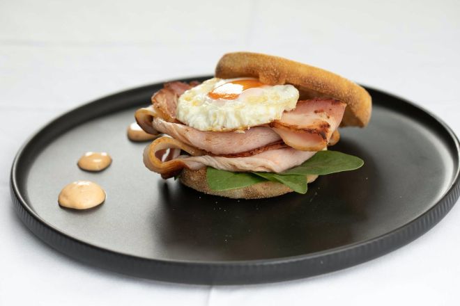 Breakfast Platters: Breakfast English Muffins