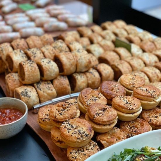 *Sangas & Finger Food (Lunch Package)
