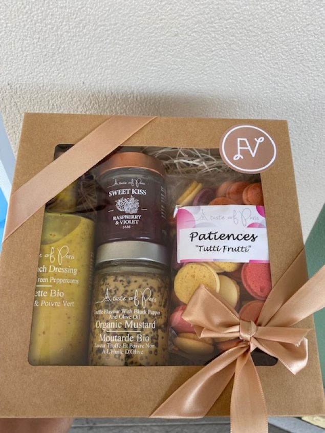 Gourmet Gift Hamper - Small
