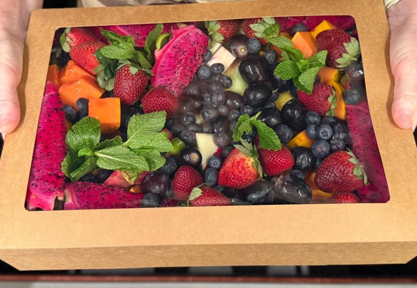 Breakfast Seasonal Fruit Grazing Board (VE)(DF)(GF) 15 guests