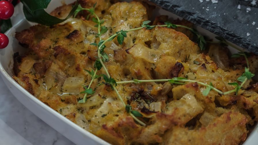 Herb Stuffing With Gravy
