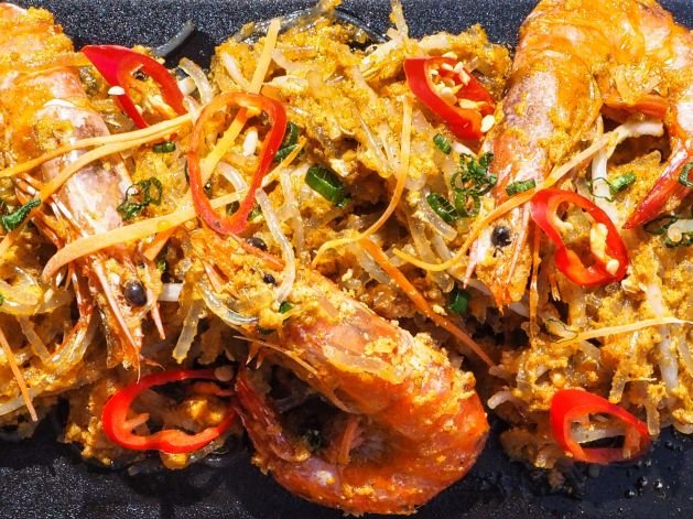Tom Yum Shrimp Pad Thai