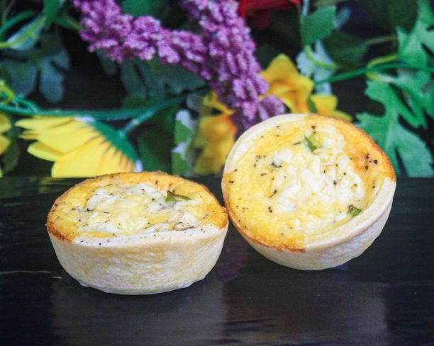 Roast cauliflower, spring onion, parmesan mini quiche (v)