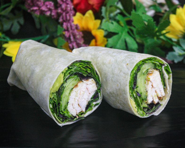 Tortilla wrap – Cajun chicken, guacamole, cucumber, sprouts, lettuce (df)