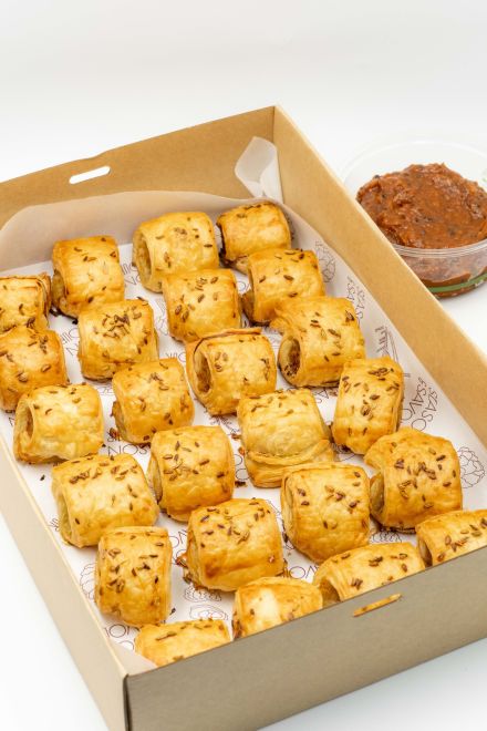 Pork, Apple & Fennel Sausage Rolls w Tomato Kasundi x 24