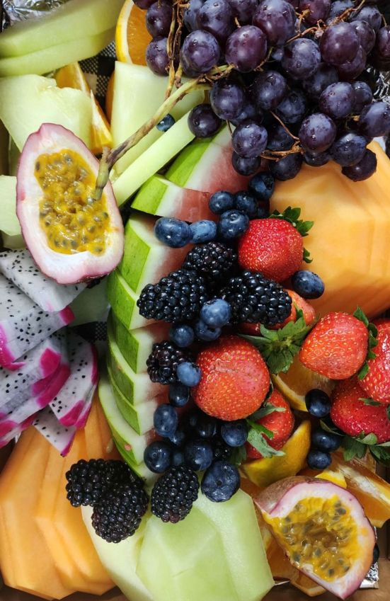 Seasonal Fruit Platter (serves 10)