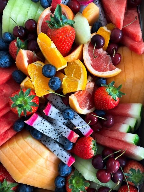 Seasonal Fruit Platter (serves 10)
