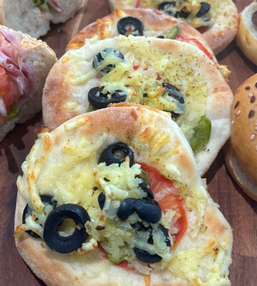 Mini Vegetarian Pizzas