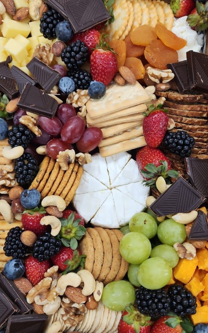Cheese & Fruit Grazing Box 