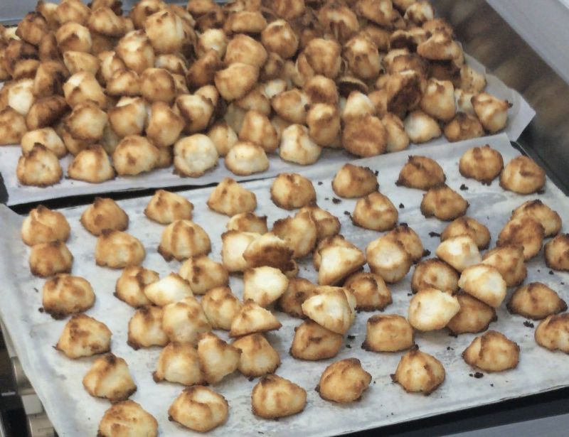 Coconut Macaroons (KLP)