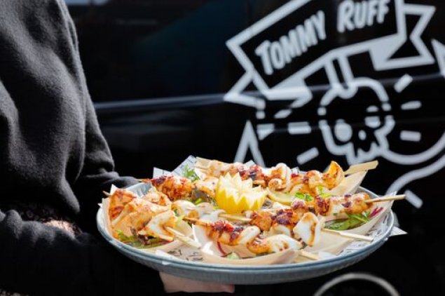 Grilled Calamari (w Asian sauce)