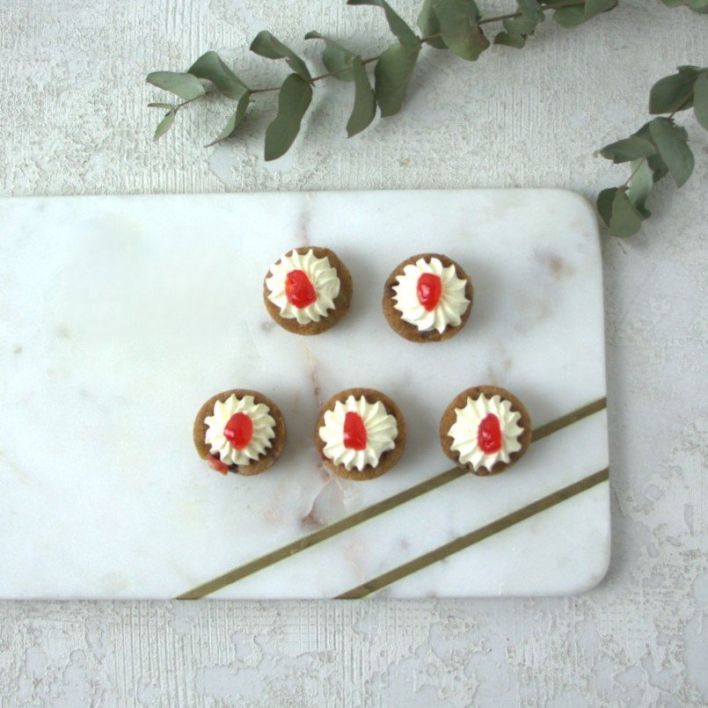 Baby Christmas Cake