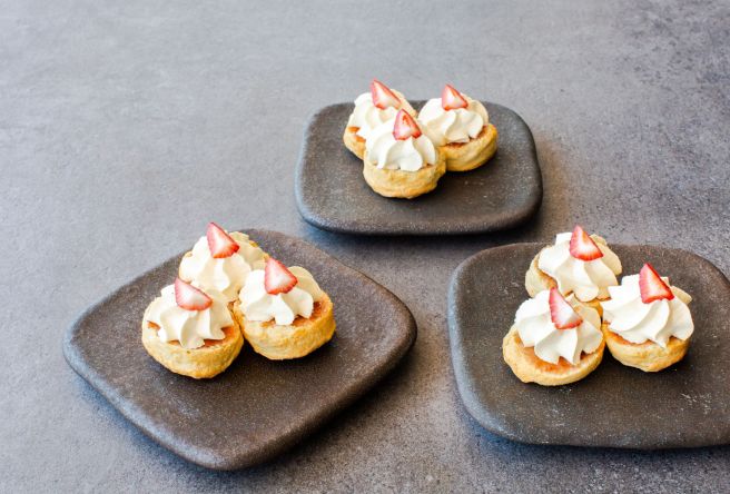 Lemonade Scones Served with Strawberry Jam & Cream (V) (Per Piece)