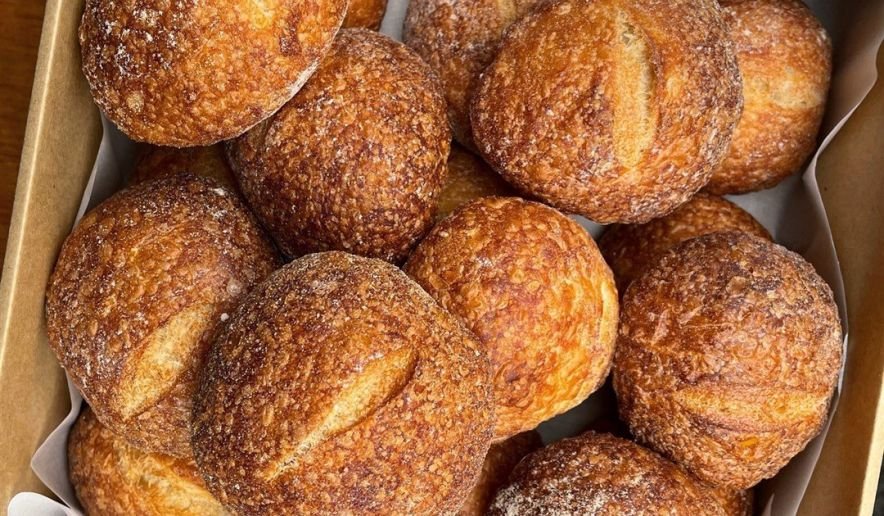 Bread Rolls & Artisanal Butter