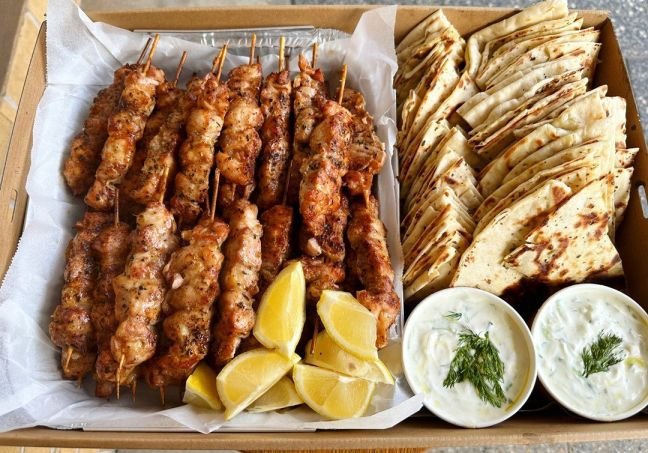 Chicken Souvlaki & Pita Box