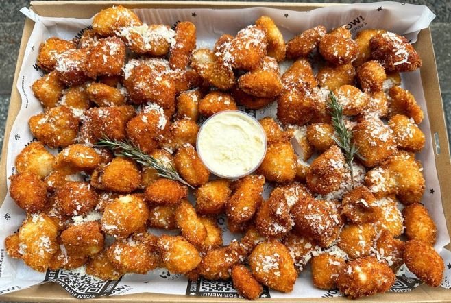 Popcorn Chicken Bites & Aioli