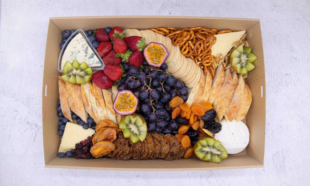 Premium Cheese Platter (Serve 8-10)