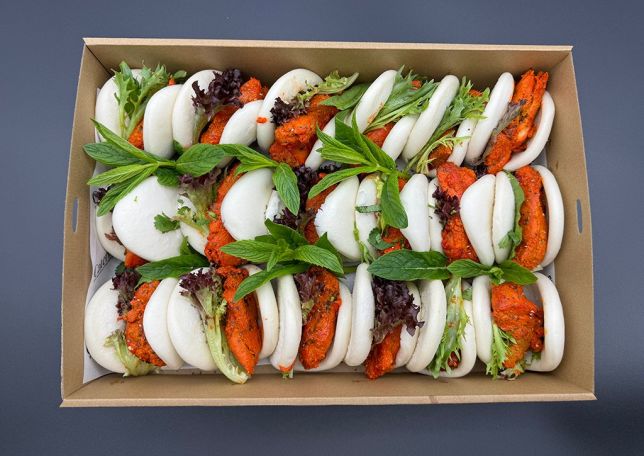 Chicken Tikka Bao Bun Platter (18 Pieces)